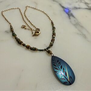 Holly Yashi Laguna Necklace